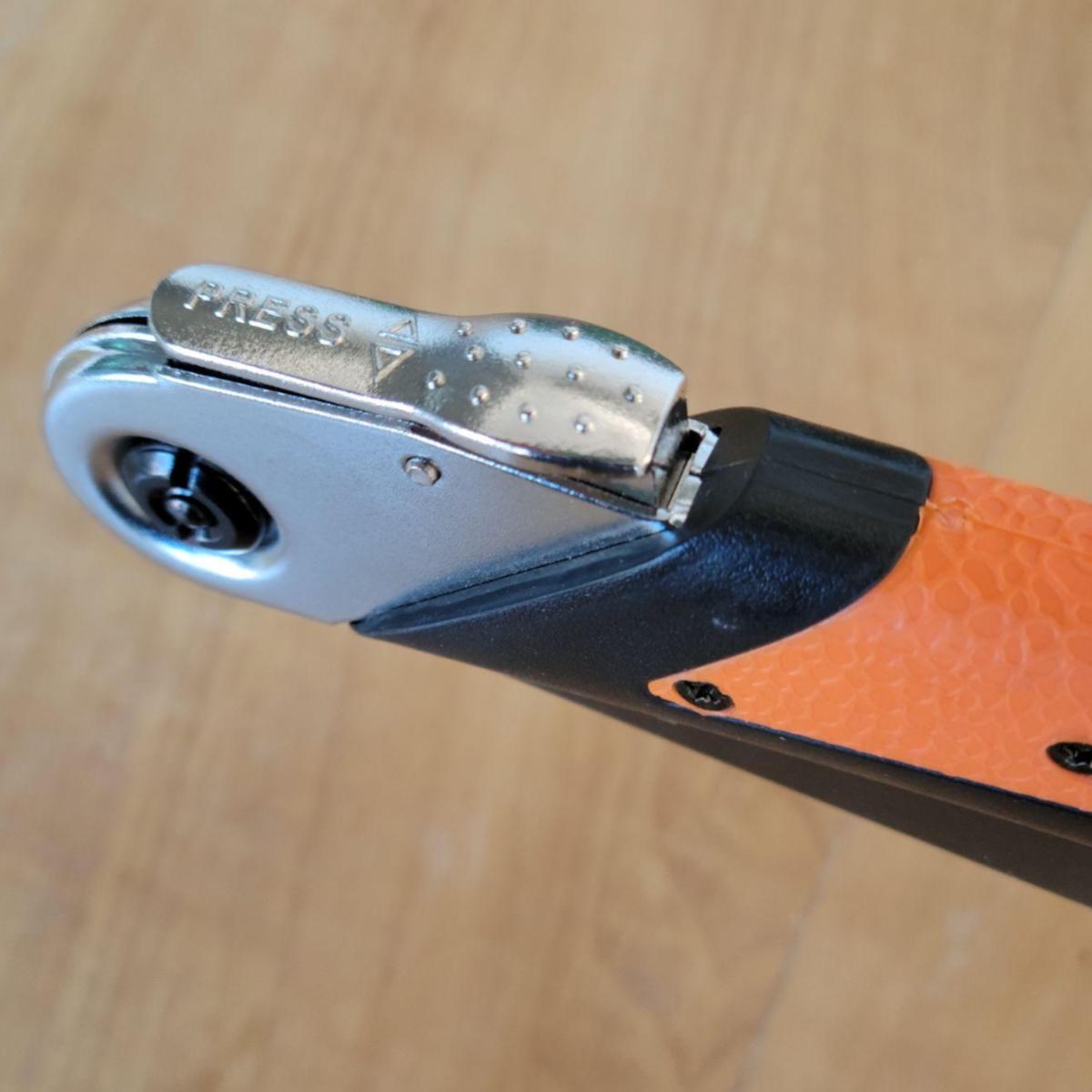Folding Pull Saw